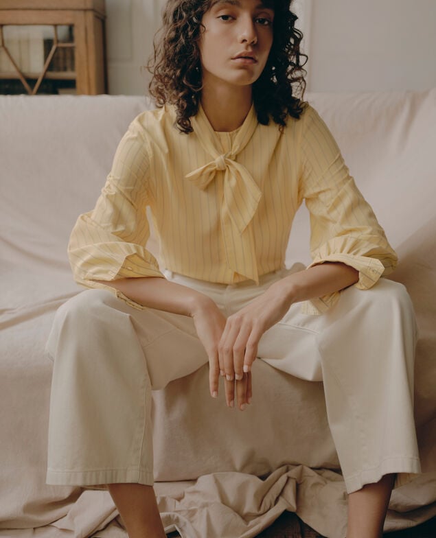 Blouse col lavalli&egrave;re amovible M413 st 3d yellow