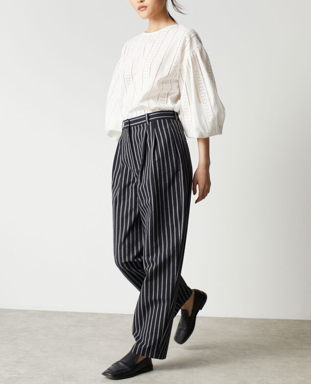 Pantalon barrel ray&eacute; en coton seersucker M091 st black white