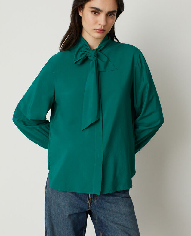 Blouse col lavalli&egrave;re amovible M550 vert
