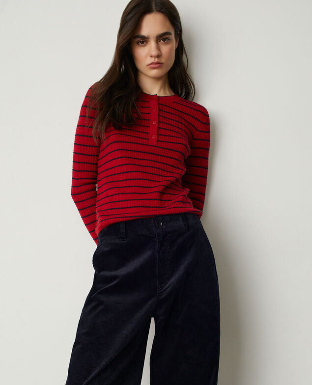 Buttoned crew-neck sweater U161 stripe red