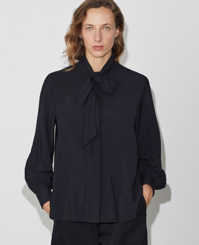 Blouse col lavalli&egrave;re amovible M092 noir