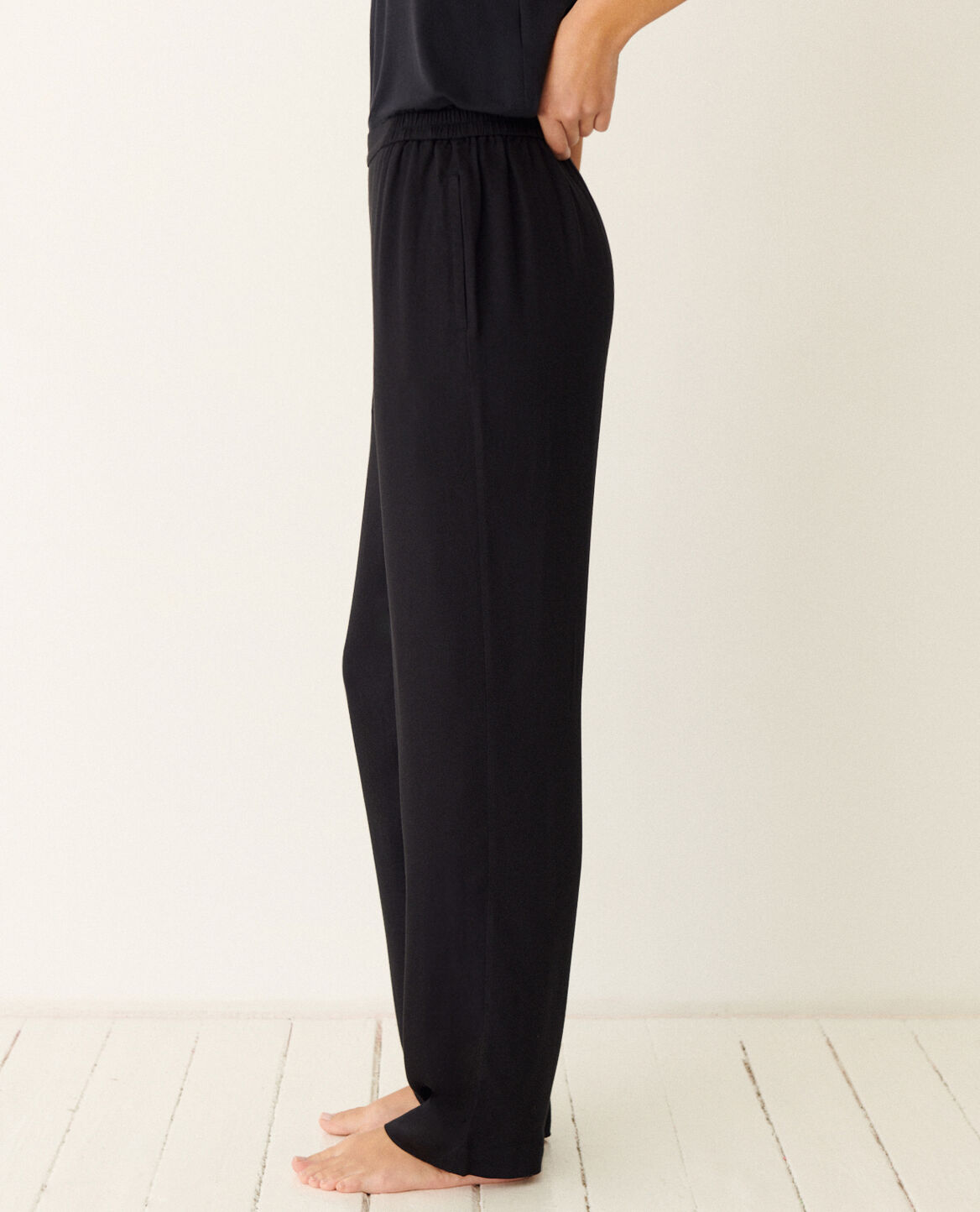 Trousers Relax satin Black